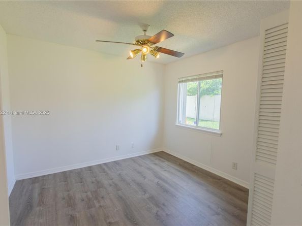 1711 SW 116th Way, Miramar FL 33025