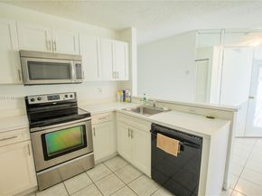 1711 SW 116th Way, Miramar FL 33025