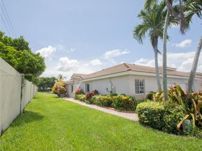 1711 SW 116th Way, Miramar FL 33025