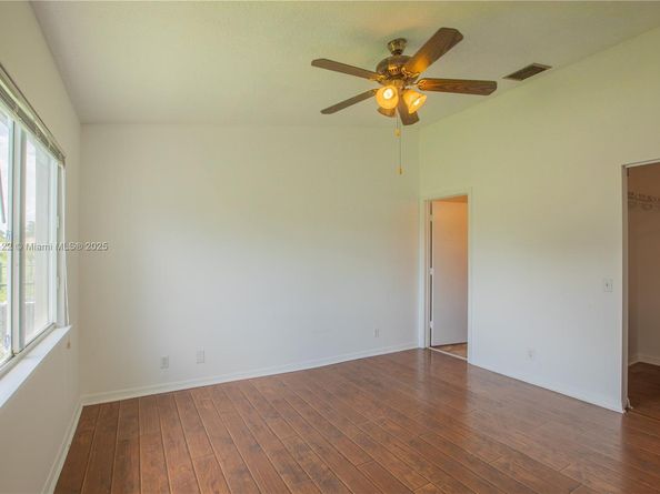 1711 SW 116th Way, Miramar FL 33025