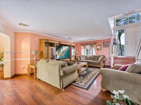 6430 SW 112th Pl, Miami FL 33173