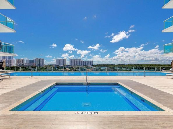 400 Sunny Isles Blvd 307, Sunny Isles Beach FL 33160