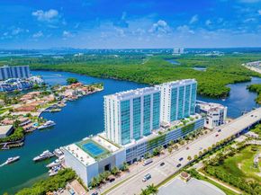 400 Sunny Isles Blvd 307, Sunny Isles Beach FL 33160