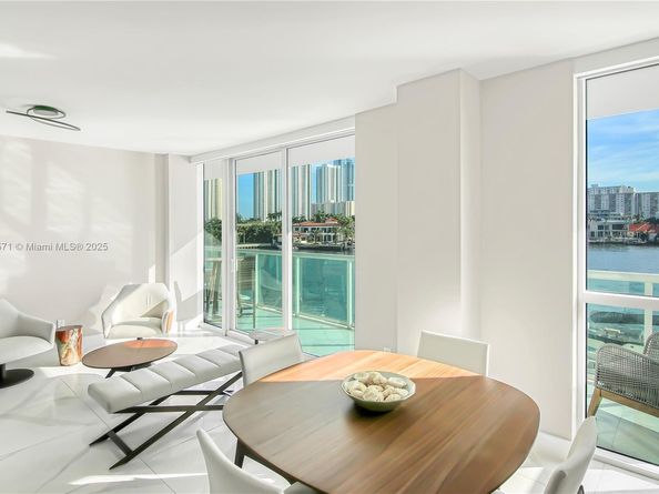 400 Sunny Isles Blvd 307, Sunny Isles Beach FL 33160