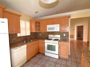 3081 NW 123rd Ave, Sunrise FL 33323