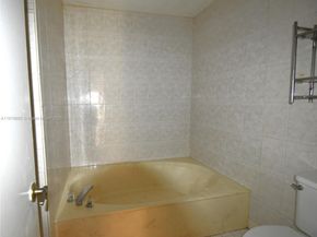 3081 NW 123rd Ave, Sunrise FL 33323