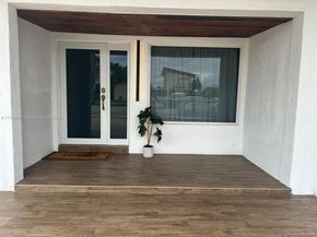 410 W 30th Pl, Hialeah FL 33012