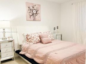410 W 30th Pl, Hialeah FL 33012