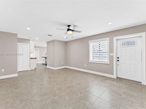 157 Curtiss Pkwy, Miami Springs FL 33166