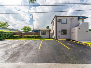 157 Curtiss Pkwy, Miami Springs FL 33166