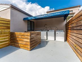 157 Curtiss Pkwy, Miami Springs FL 33166