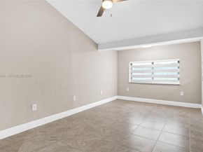 157 Curtiss Pkwy, Miami Springs FL 33166