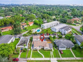 157 Curtiss Pkwy, Miami Springs FL 33166