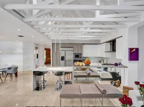1662 Diplomat Dr, Miami FL 33179