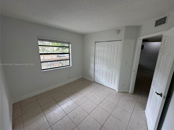 11213 Royal Palm Blvd 11213, Coral Springs FL 33065