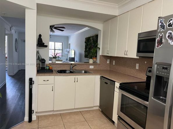 22701 SW 88th Pl 2039, Cutler Bay FL 33190