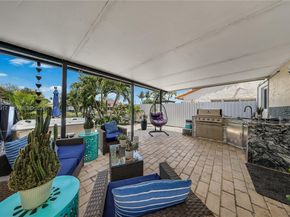 12511 SW 12th Ln, Miami FL 33184