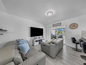 12511 SW 12th Ln, Miami FL 33184