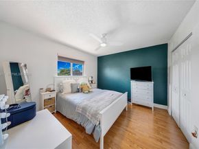 12511 SW 12th Ln, Miami FL 33184