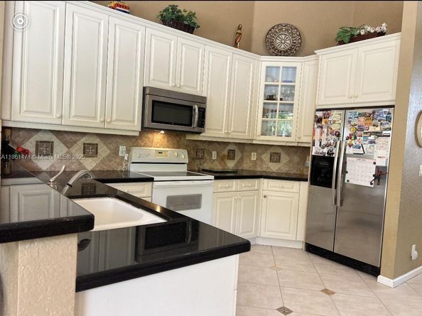 11257 NW 51st St, Coral Springs FL 33076
