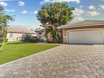 11257 NW 51st St