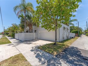 1601 Washington St, Hollywood FL 33020