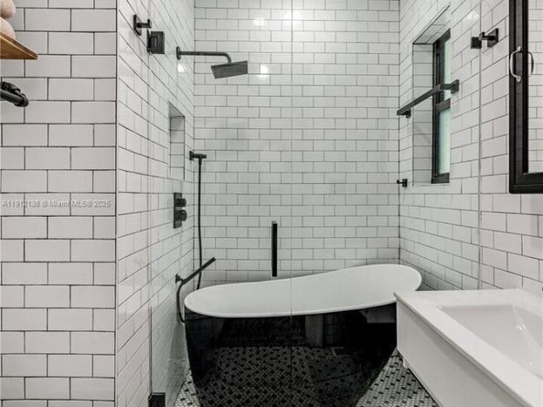 1601 Washington St, Hollywood FL 33020