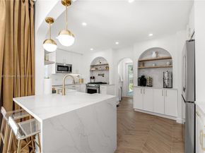 1601 Washington St, Hollywood FL 33020