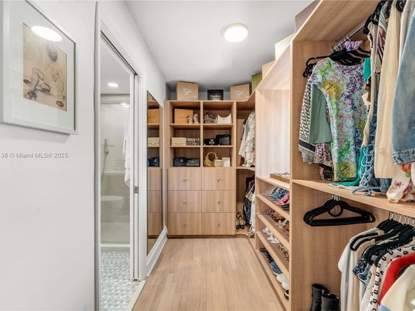 1601 Washington St, Hollywood FL 33020