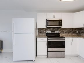 3527 NE 168th St 309, North Miami Beach FL 33160