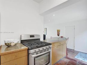 7525 W Treasure Dr, North Bay Village FL 33141