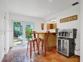 7525 W Treasure Dr, North Bay Village FL 33141