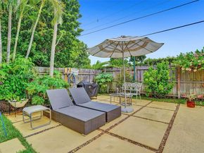 7525 W Treasure Dr, North Bay Village FL 33141