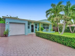 7525 W Treasure Dr, North Bay Village FL 33141