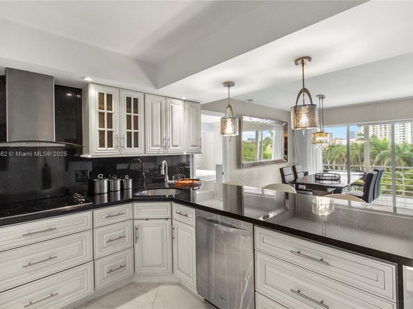 300 Diplomat Parkway 517, Hallandale Beach FL 33009