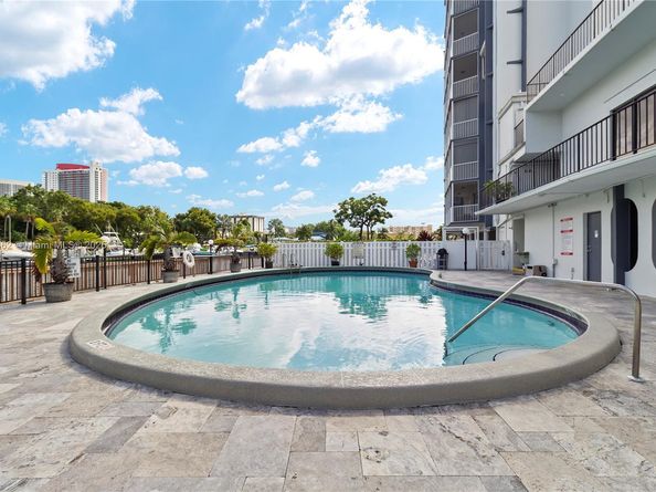 300 Diplomat Parkway 517, Hallandale Beach FL 33009