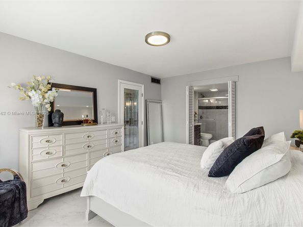 300 Diplomat Parkway 517, Hallandale Beach FL 33009