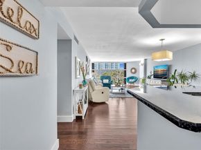 6423 Collins Ave 409, Miami Beach FL 33141