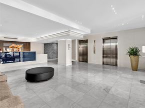 6423 Collins Ave 409, Miami Beach FL 33141