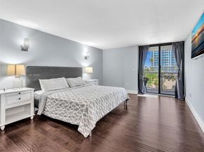 6423 Collins Ave 409, Miami Beach FL 33141