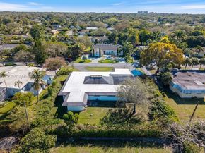 13780 SW 73rd Ct, Palmetto Bay FL 33158