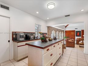 13780 SW 73rd Ct, Palmetto Bay FL 33158