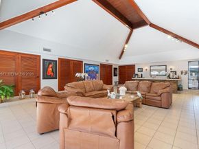 13780 SW 73rd Ct, Palmetto Bay FL 33158