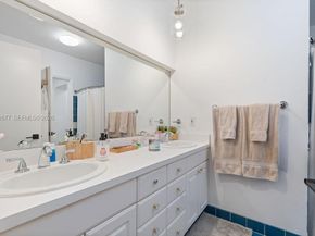 13780 SW 73rd Ct, Palmetto Bay FL 33158