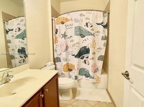 380 NE 37th Ter, Homestead FL 33033