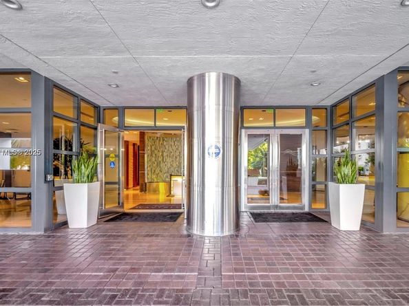 1330 West Ave 2601, Miami Beach FL 33139