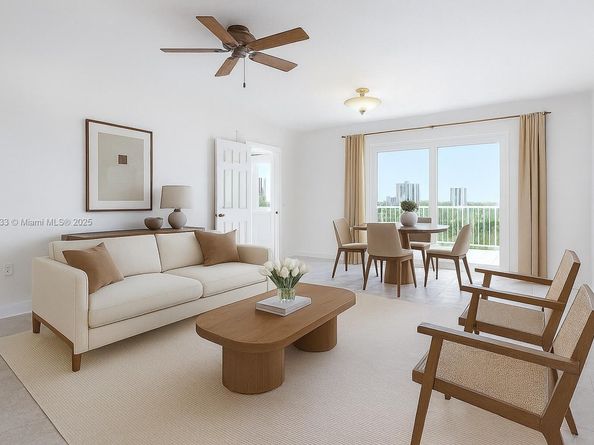 280 SW 20th Rd 902, Miami FL 33129