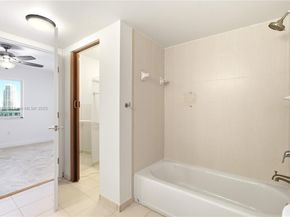 280 SW 20th Rd PH902, Miami FL 33129