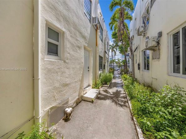 7928 Harding Ave 1, Miami Beach FL 33141