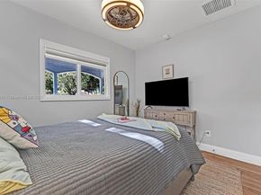 801 SE 7th St, Fort Lauderdale FL 33301